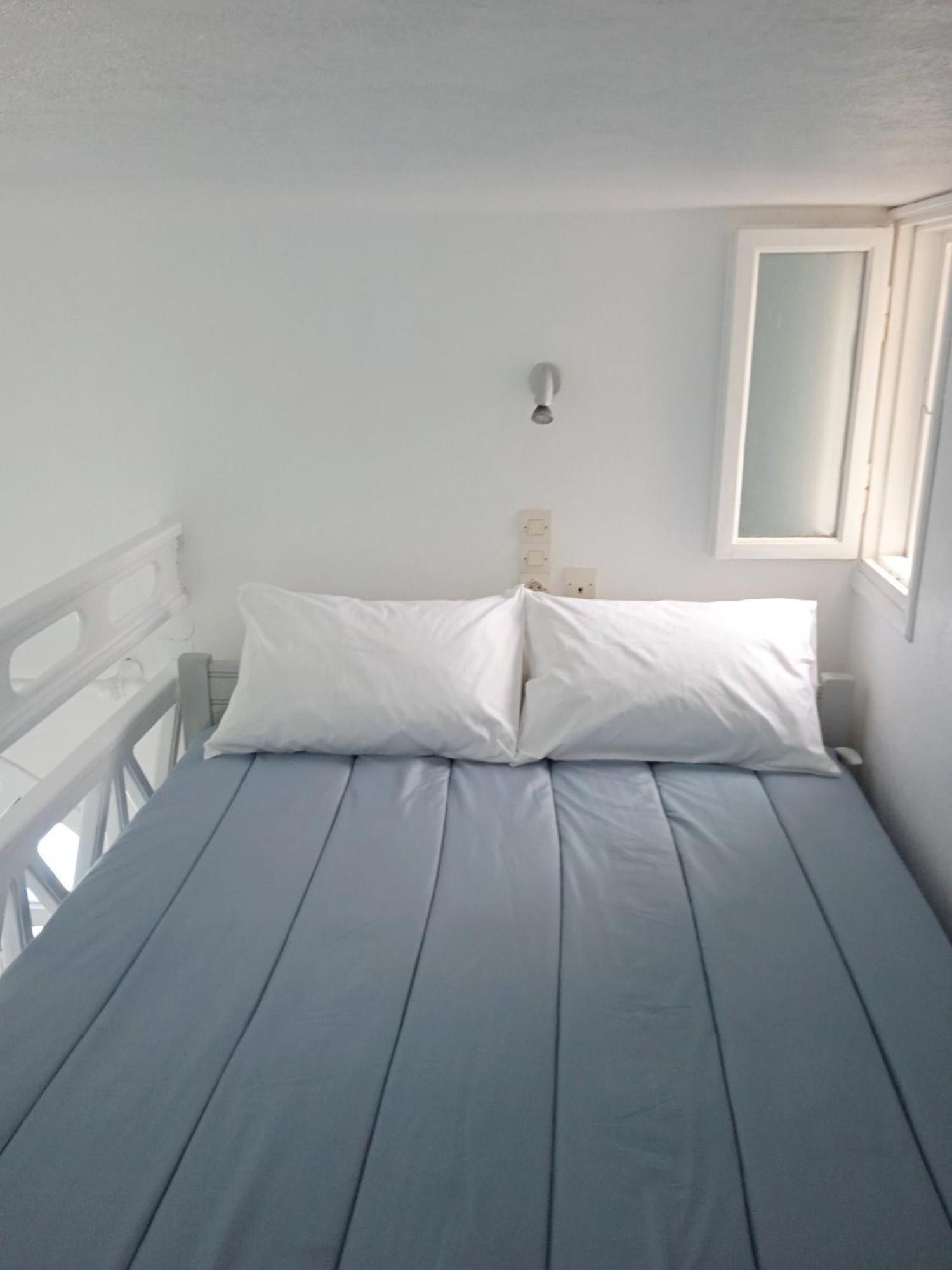 The Best Perissa (Santorini) Quarto foto